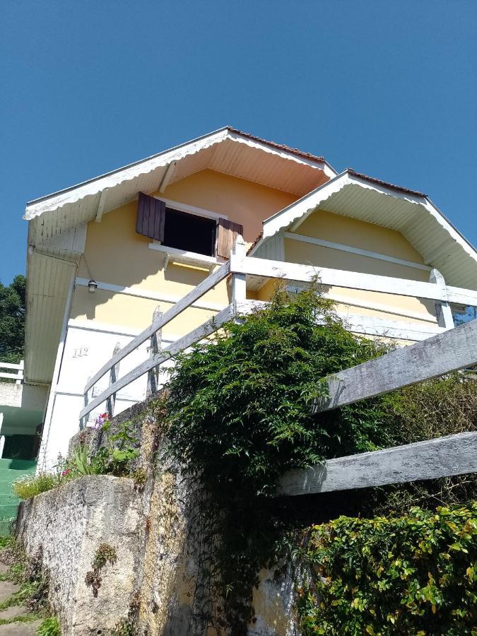 Quartos Para Hospedagem Da Casa Amarela Appartement Campos do Jordão Buitenkant foto